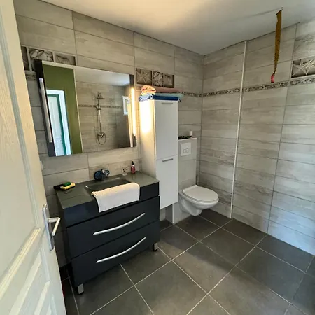 Sarl La Fount Del Bosc Habitación en casa particular Argeliers